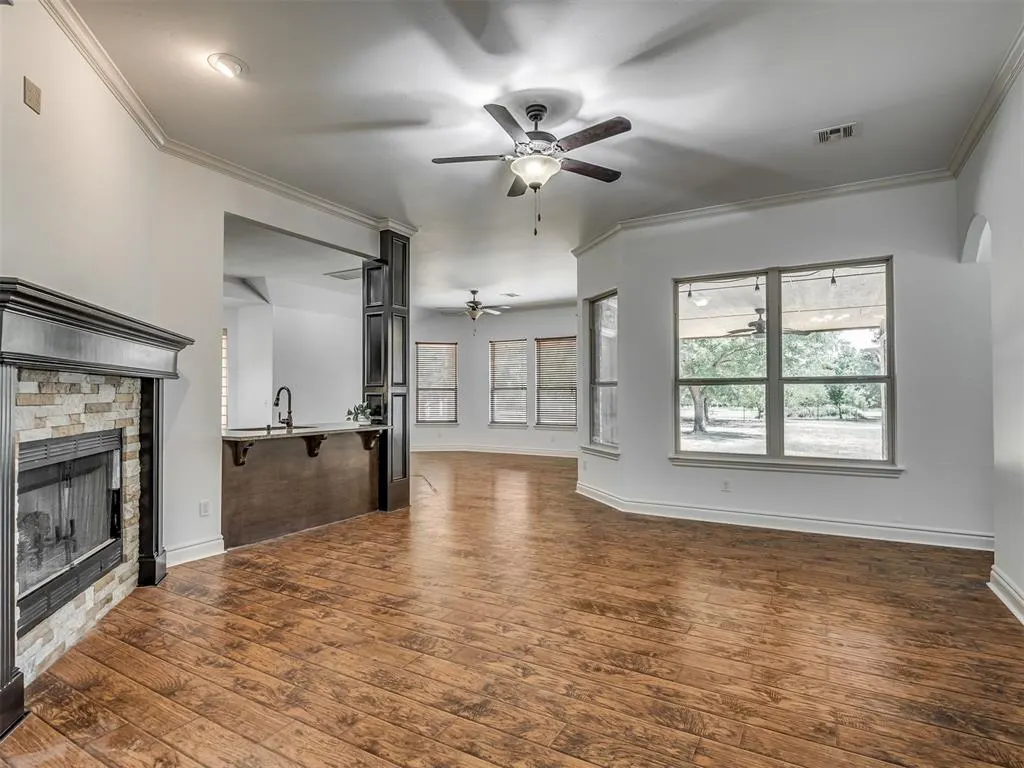 Photo 3 — 12474 Deer Valley, Guthrie, OK 73044