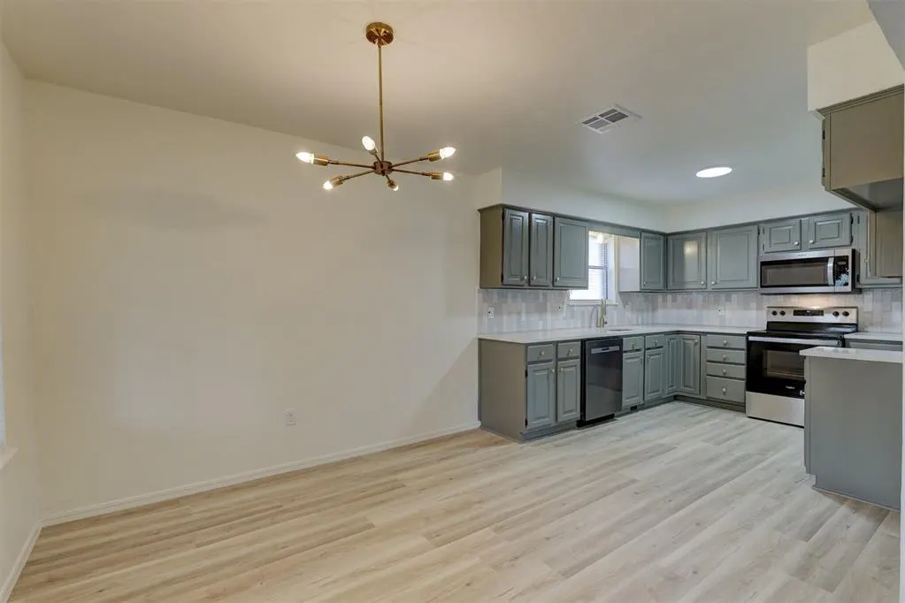 Photo 10 — 712 Pintail Place, Edmond, OK 73003