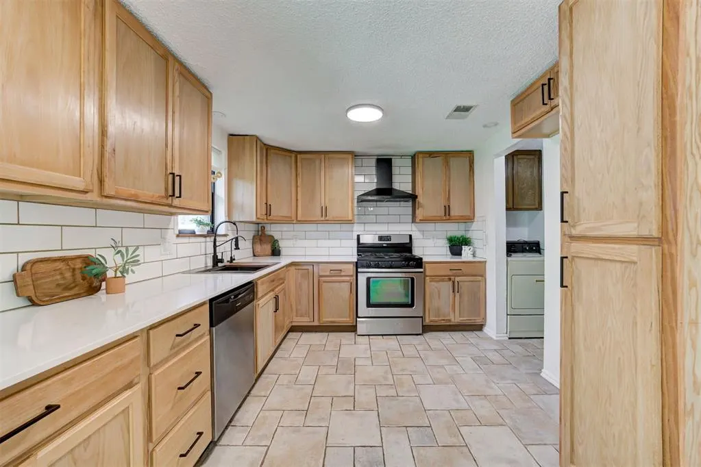 Photo 16 — 1112 Lapwing Road, Edmond, OK 73003