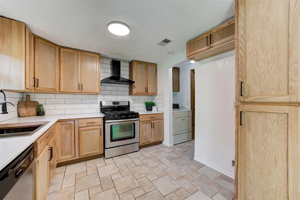 Photo 17 — 1112 Lapwing Road, Edmond, OK 73003