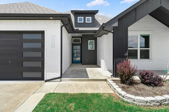 Photo 3 — 6301 NW 159th Street, Edmond, OK 73013