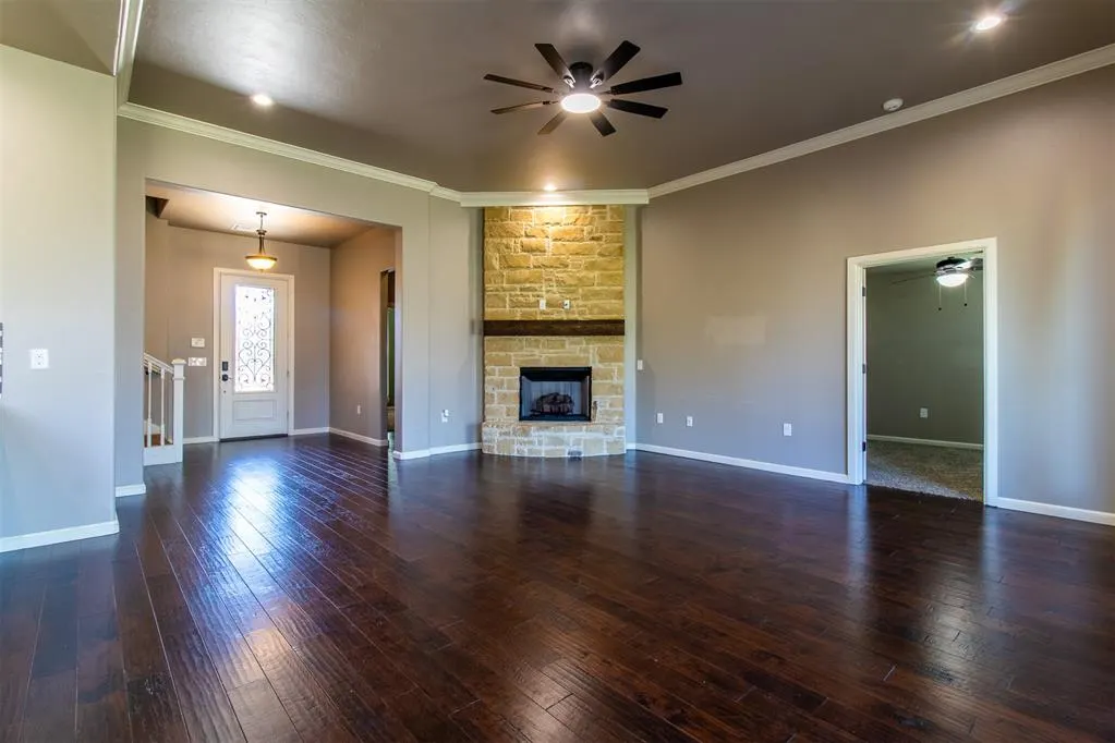 Photo 6 — 3903 Catalina Court, Norman, OK 73072
