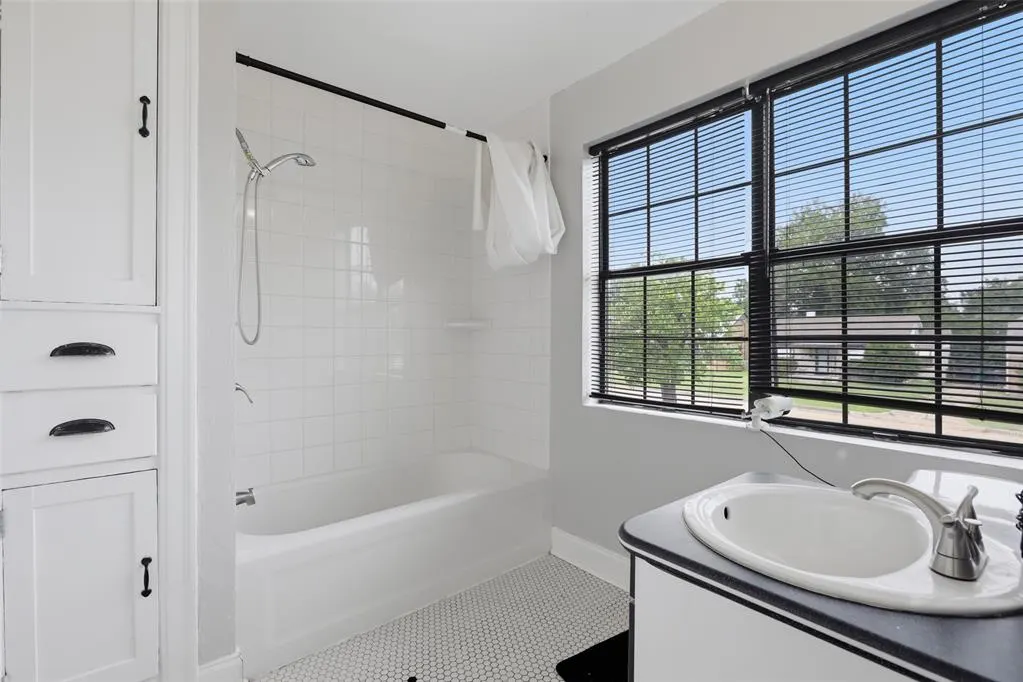 Photo 22 — 2120 NW 29th Street, Oklahoma City, OK 73107