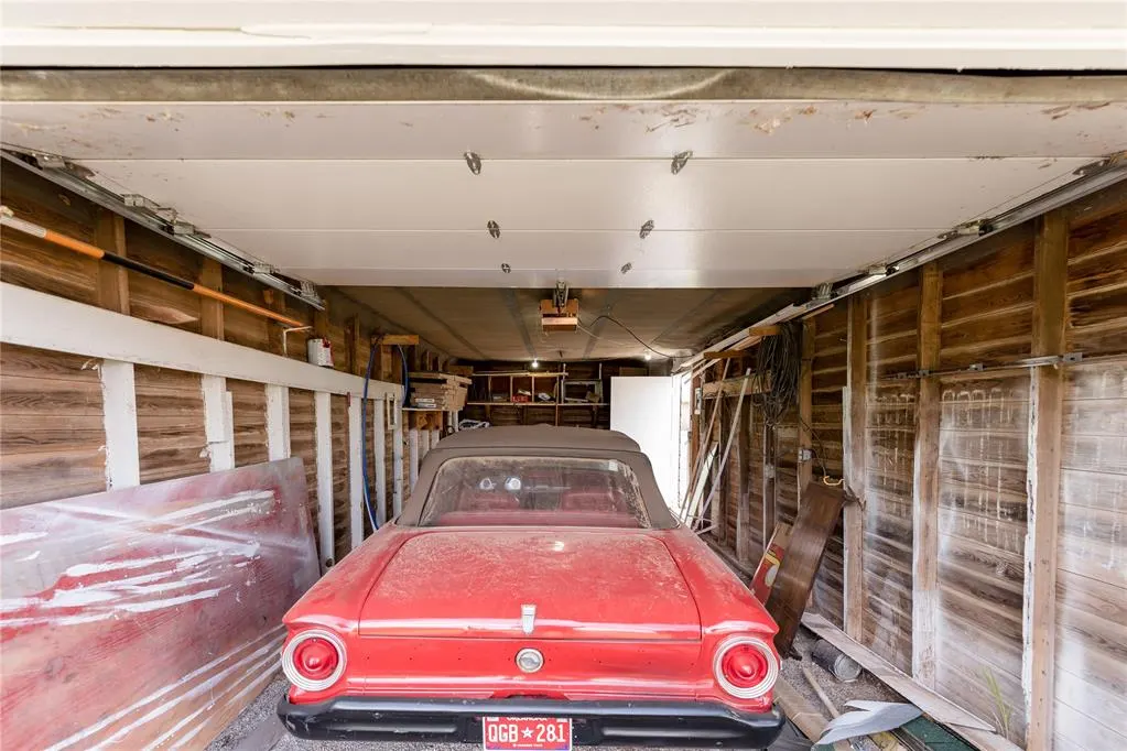 Photo 37 — 521 S Evans Avenue, Leedey, OK 73654