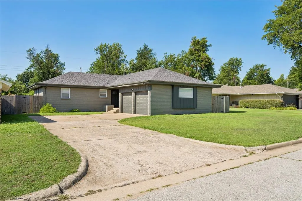 Front exterior — 4104 NW 59th Street, Oklahoma City, OK 73112