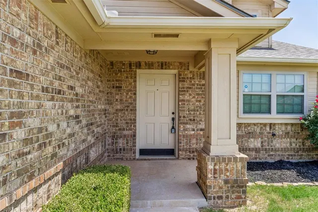 Photo 3 — 18301 Agua Drive, Edmond, OK 73012