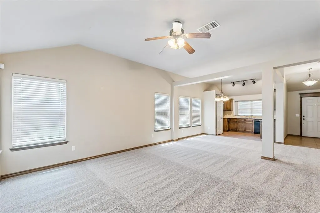 Photo 4 — 18301 Agua Drive, Edmond, OK 73012