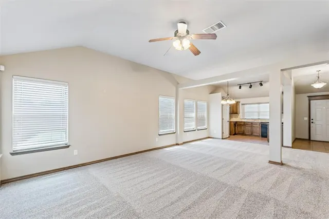 Photo 4 — 18301 Agua Drive, Edmond, OK 73012