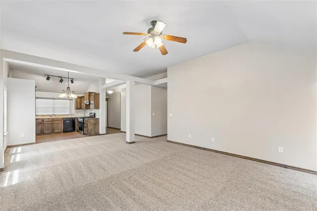 Photo 6 — 18301 Agua Drive, Edmond, OK 73012