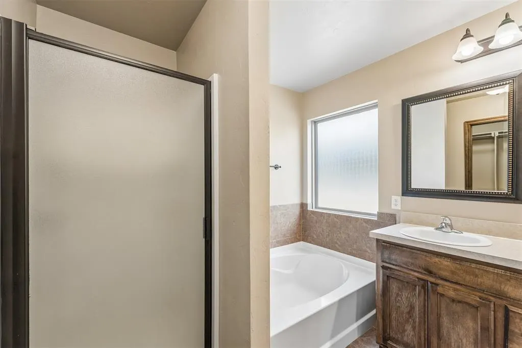Photo 15 — 18301 Agua Drive, Edmond, OK 73012
