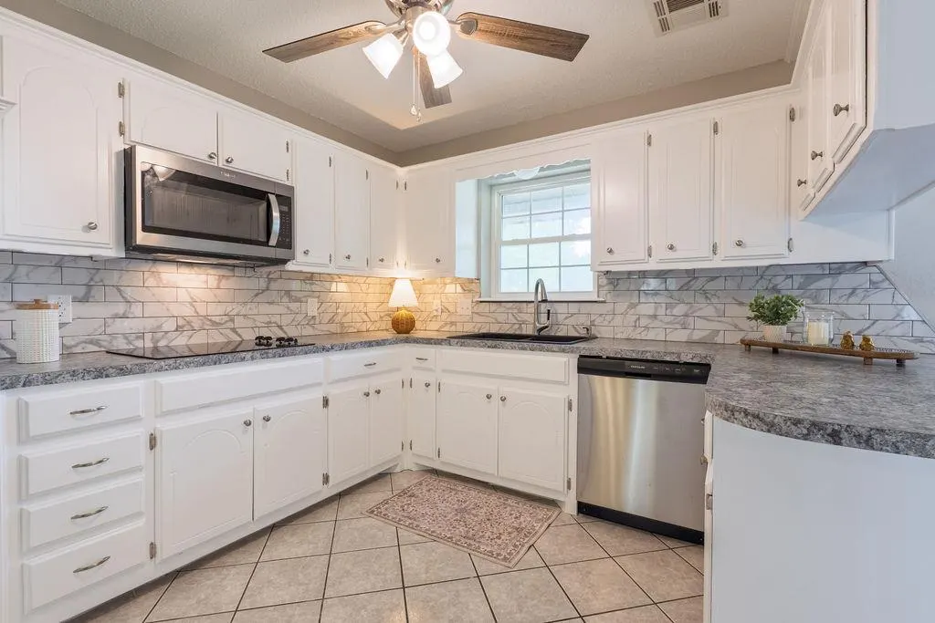 Photo 8 — 37709 Garretts Lake Road, Shawnee, OK 74804