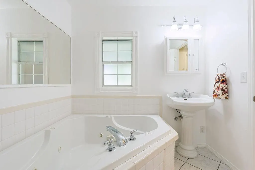 Photo 11 — 37709 Garretts Lake Road, Shawnee, OK 74804