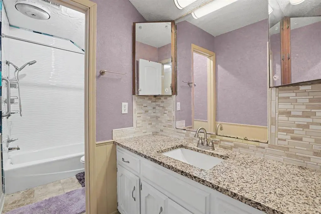 Photo 19 — 3950 W Charter Oak Road, Edmond, OK 73034