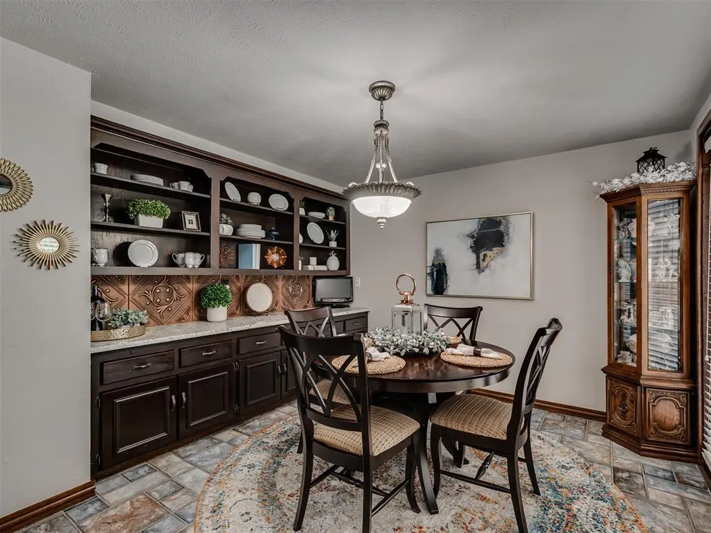 Photo 19 — 10913 Abbeywood, Oklahoma City, OK 73170