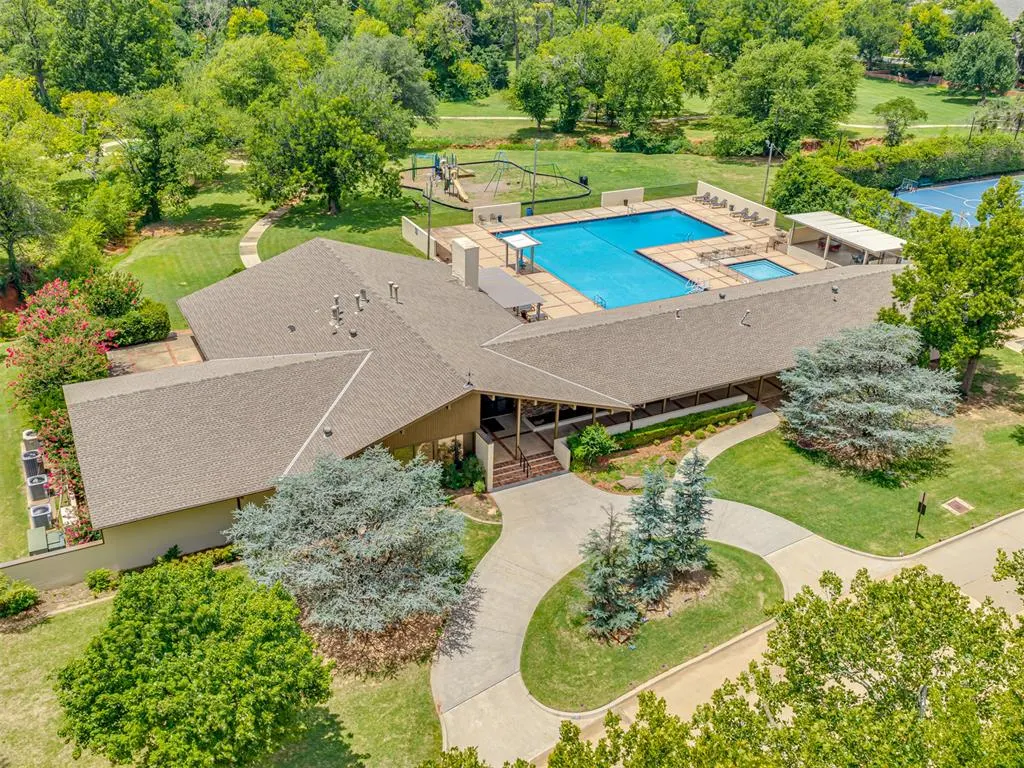 Photo 48 — 10913 Abbeywood, Oklahoma City, OK 73170