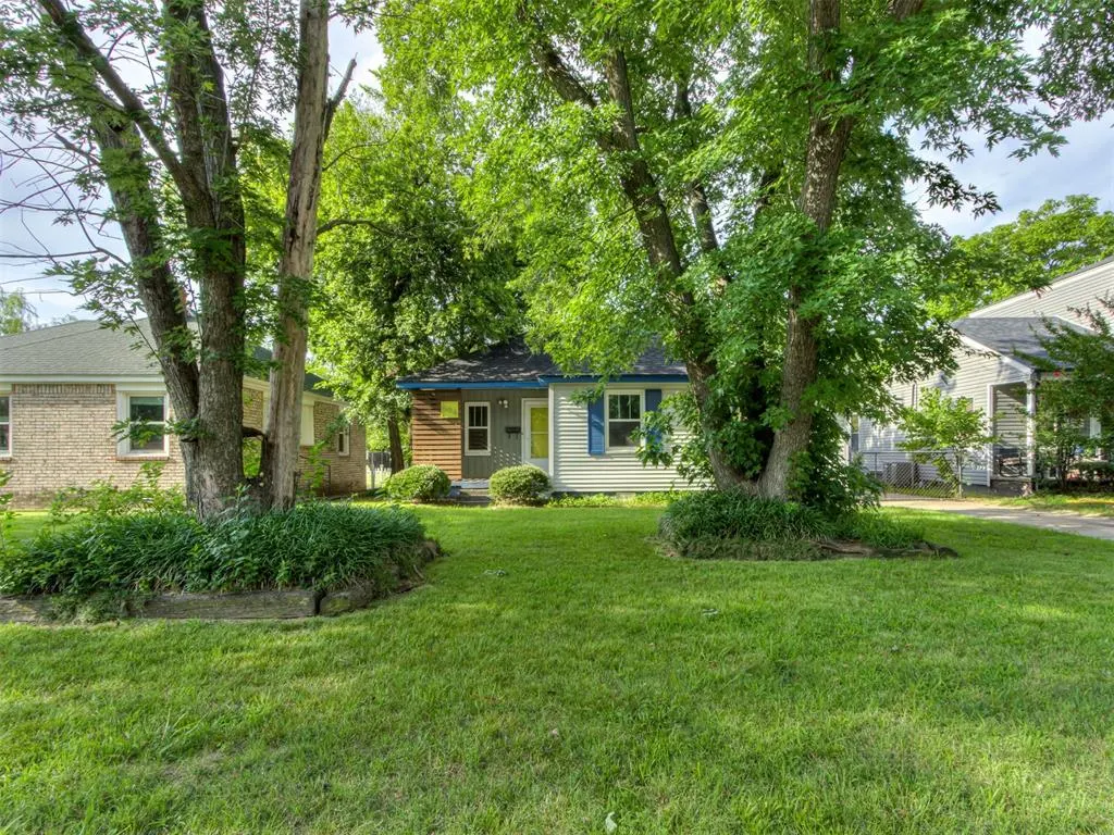 Photo 4 — 604 Iowa Street, Norman, OK 73069