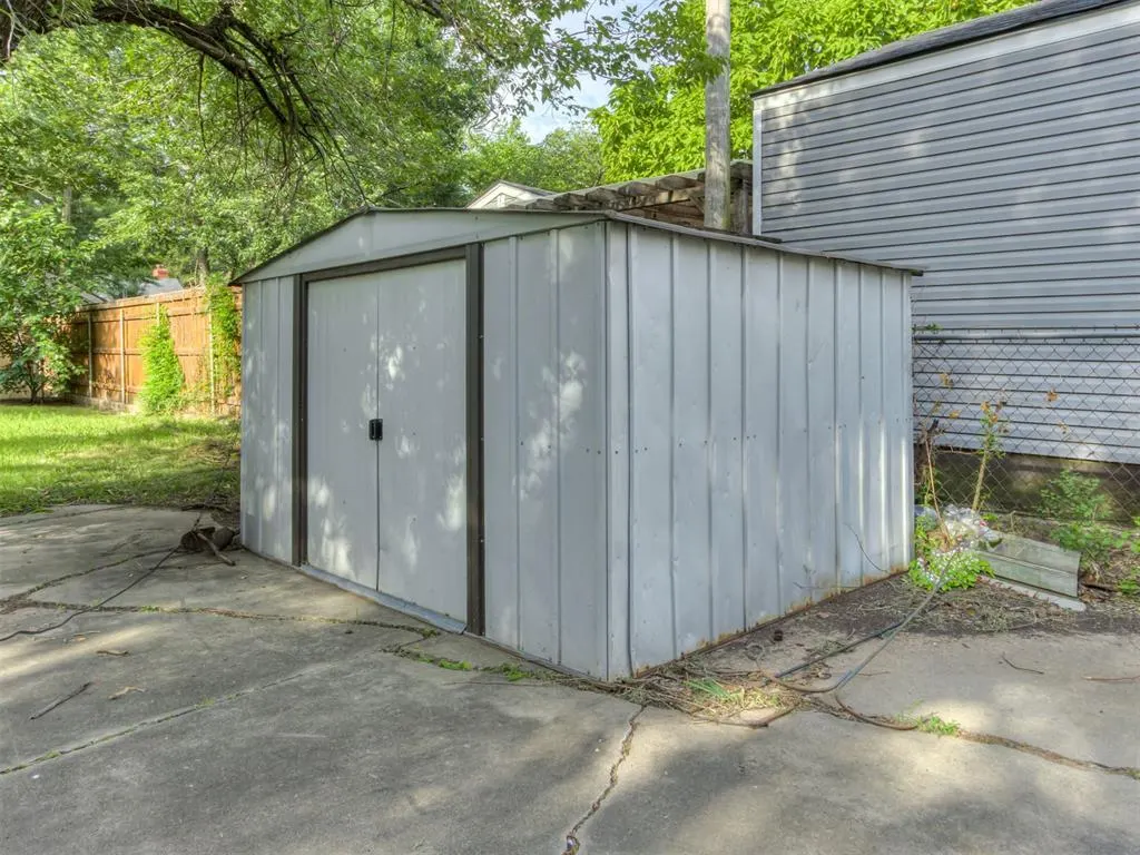 Photo 32 — 604 Iowa Street, Norman, OK 73069