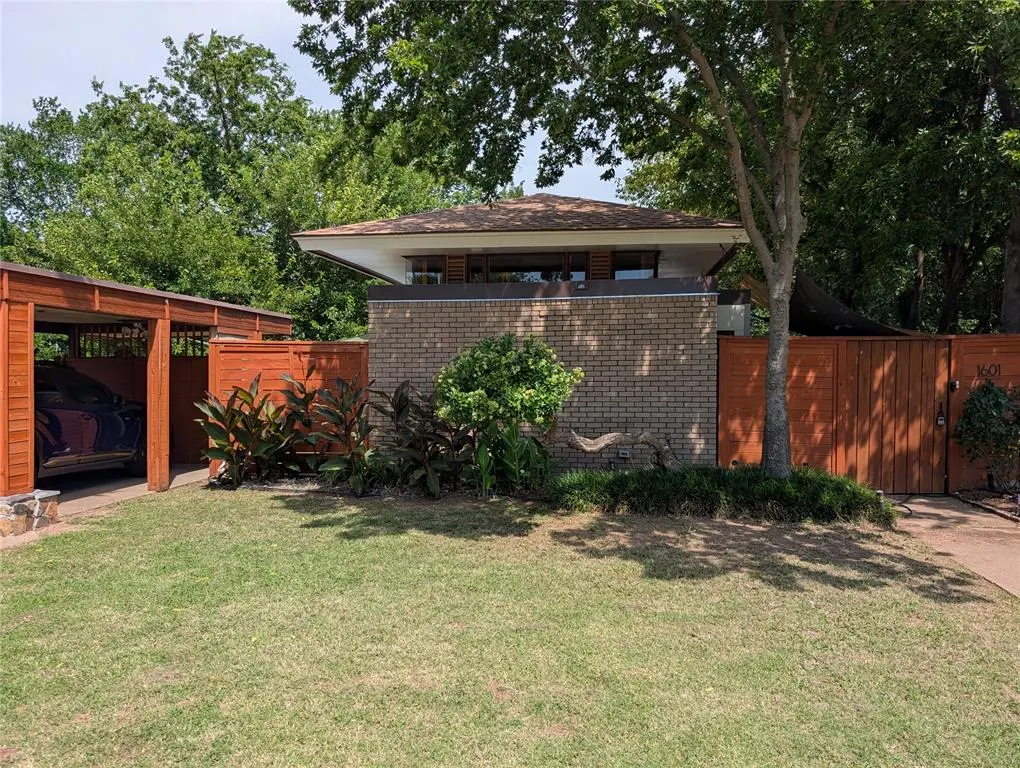 Photo 2 — 1601 Chamblee Drive, Norman, OK 73071