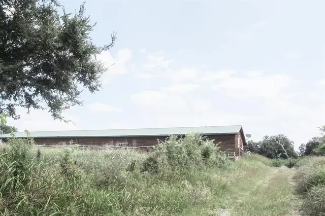 Photo 2 — 1866 Dolberg Road, Sulphur, OK 73086