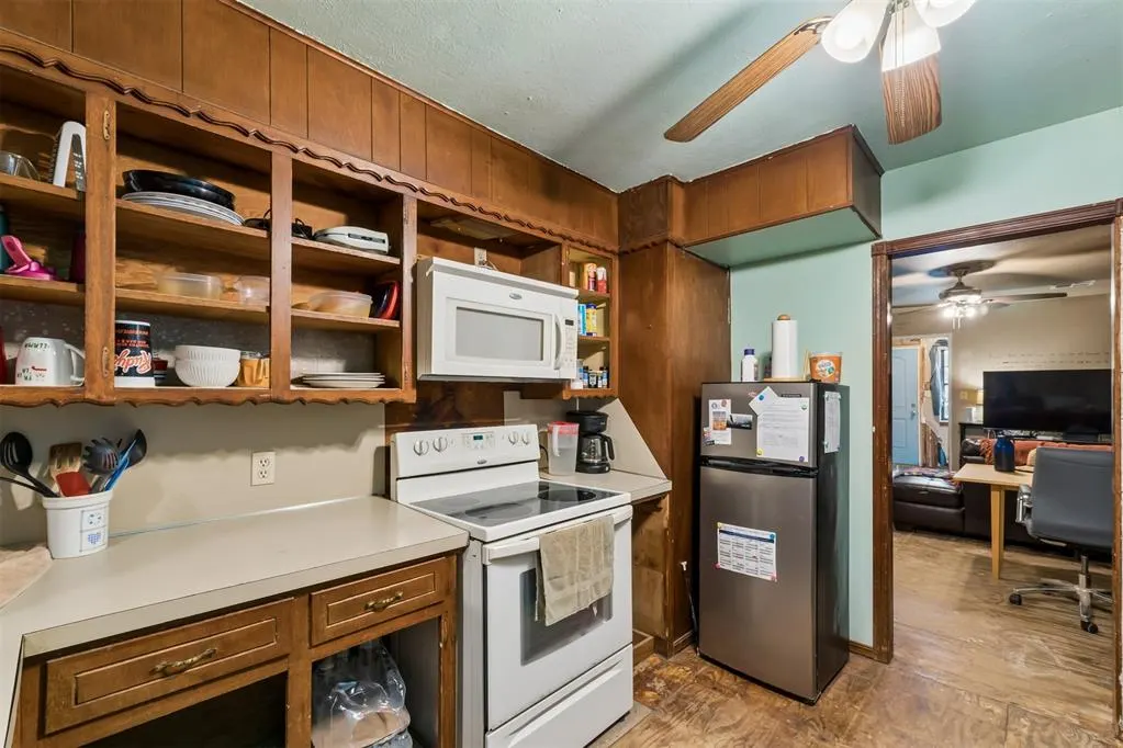 Photo 10 — 411 Iowa Street, Norman, OK 73069
