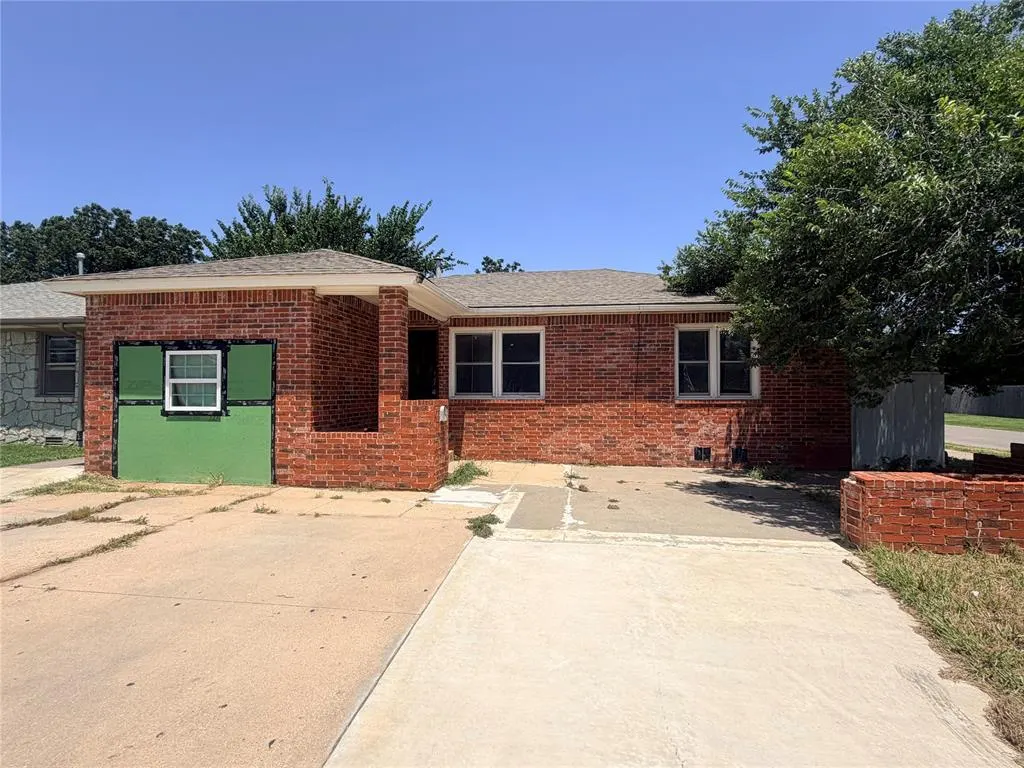 Front exterior — 1201 SW 49th Street, Oklahoma City, OK 73109