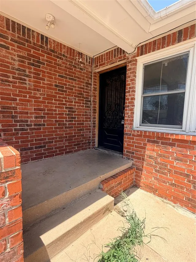 Photo 2 — 1201 SW 49th Street, Oklahoma City, OK 73109