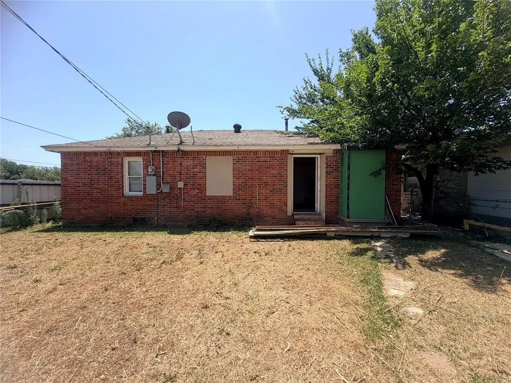 Photo 11 — 1201 SW 49th Street, Oklahoma City, OK 73109
