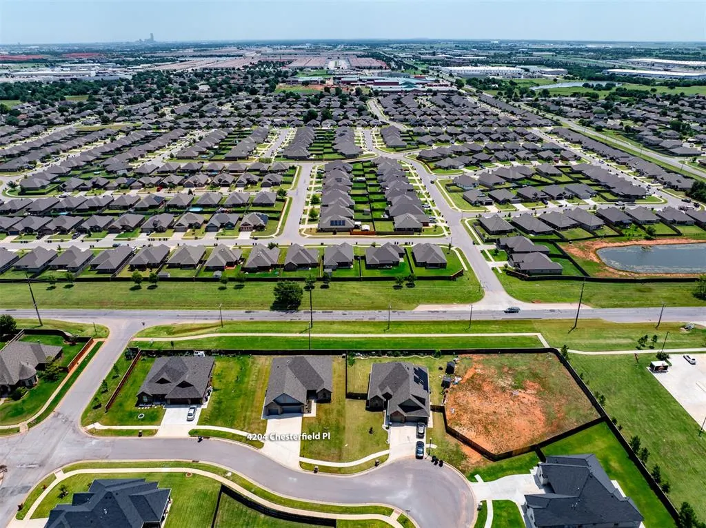 Photo 8 — 4204 Chesterfield Place, Oklahoma City, OK 73179