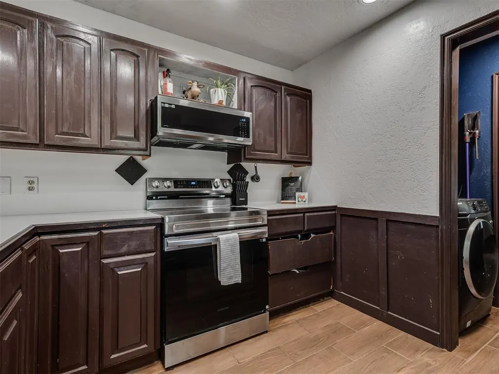 Photo 8 — 12917 Olympia Drive, Oklahoma City, OK 73165