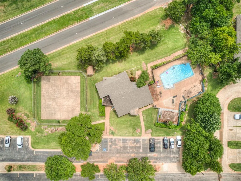 Photo 49 — 1908 Three Stars Road, Edmond, OK 73034