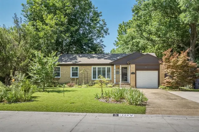 Front exterior — 1226 Camden Way, Norman, OK 73069