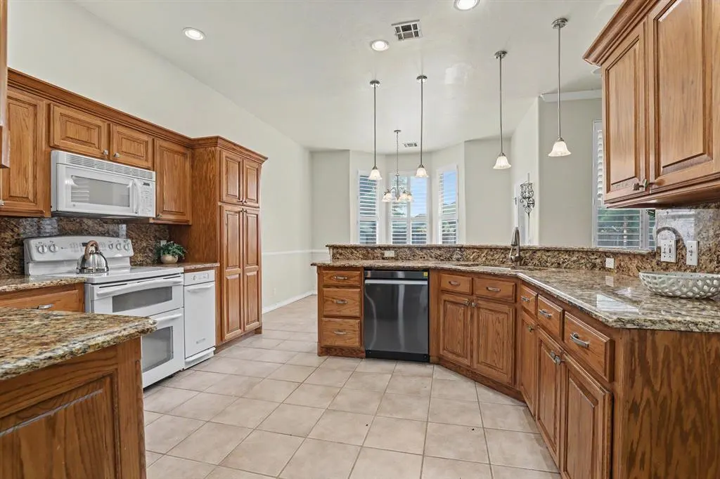 Photo 5 — 12909 Condor Street, Oklahoma City, OK 73170