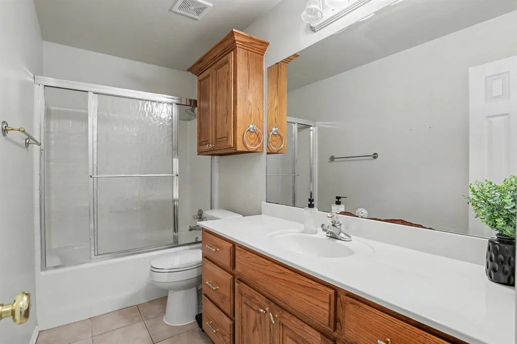 Photo 13 — 12909 Condor Street, Oklahoma City, OK 73170