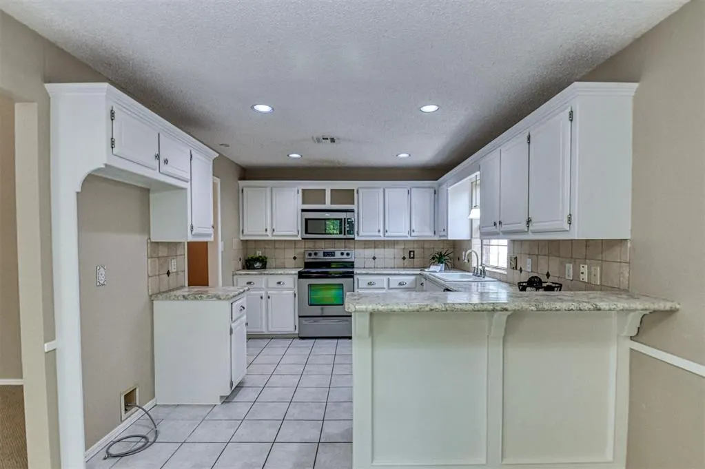 Photo 13 — 412 Portland Street, Norman, OK 73072
