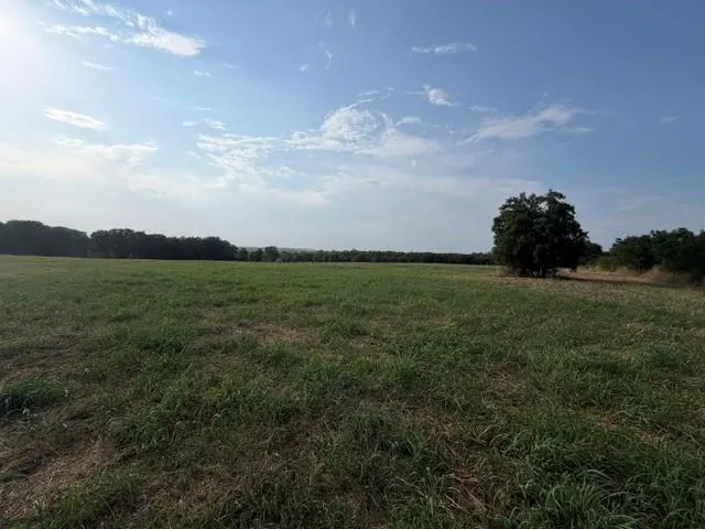 Photo 2 — 970279 S 3475 Road, Sparks, OK 74869