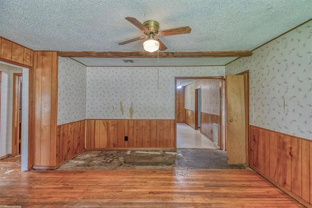 Photo 7 — 412 Moiselle Street, Midwest City, OK 73110