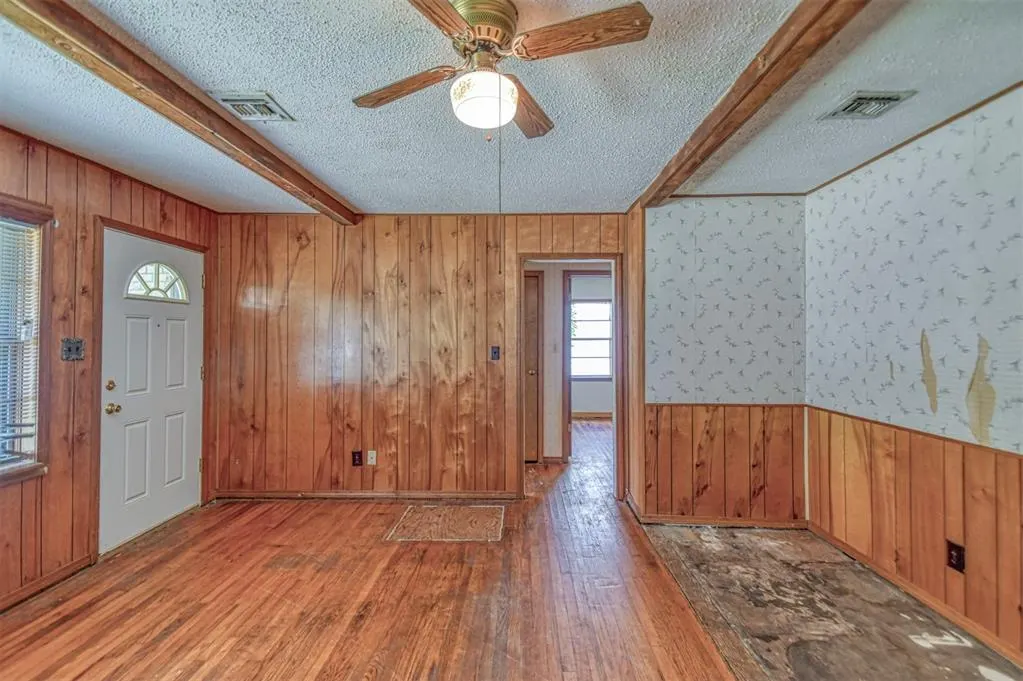 Photo 8 — 412 Moiselle Street, Midwest City, OK 73110