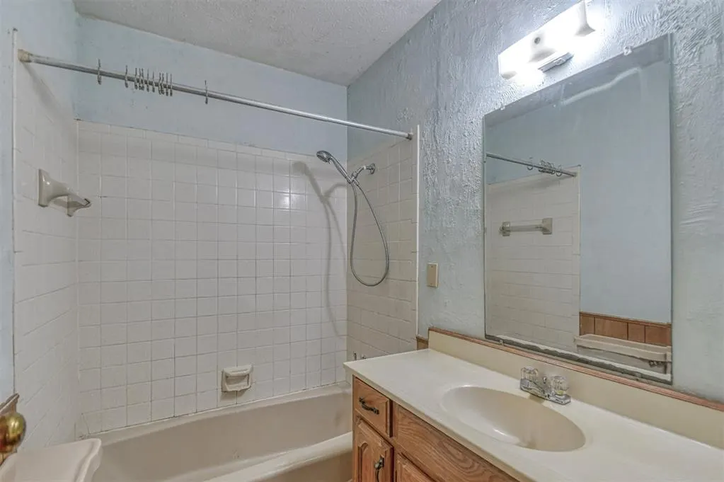 Photo 18 — 412 Moiselle Street, Midwest City, OK 73110