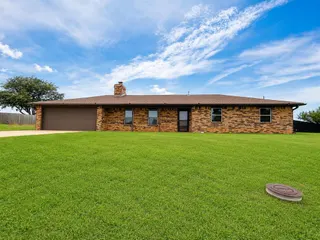 Sold home at 122 W Quail Drive