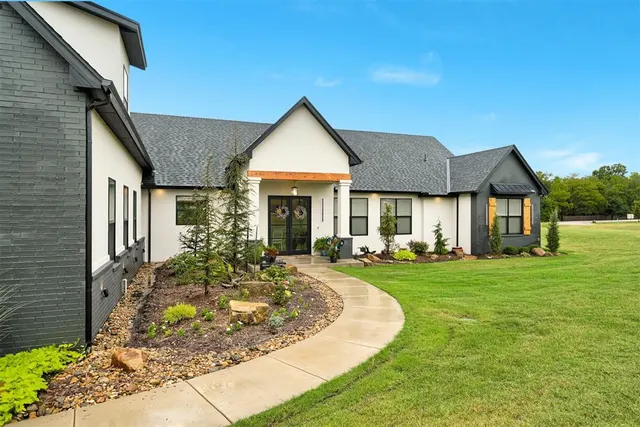 Photo 4 — 835 Hidden View Acres Drive, Blanchard, OK 73010