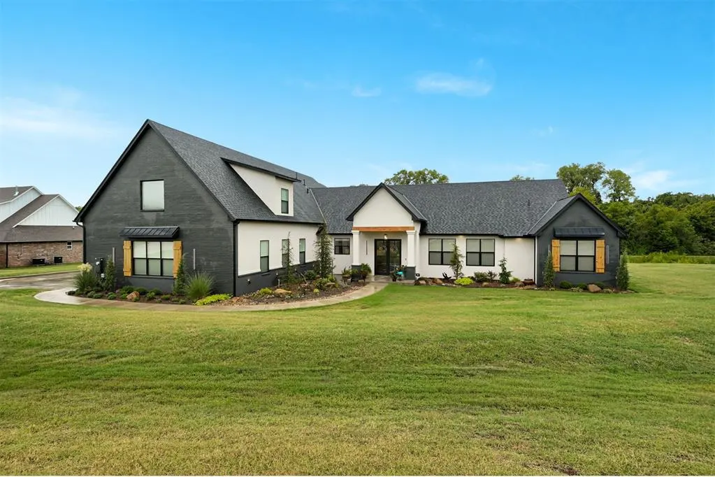 Photo 5 — 835 Hidden View Acres Drive, Blanchard, OK 73010