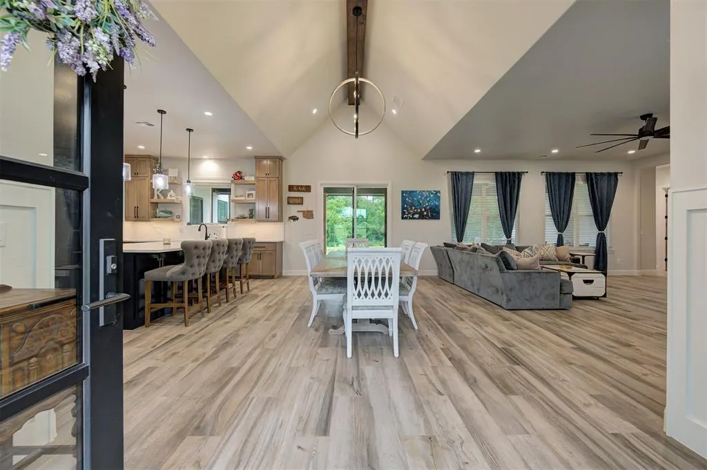 Photo 6 — 835 Hidden View Acres Drive, Blanchard, OK 73010