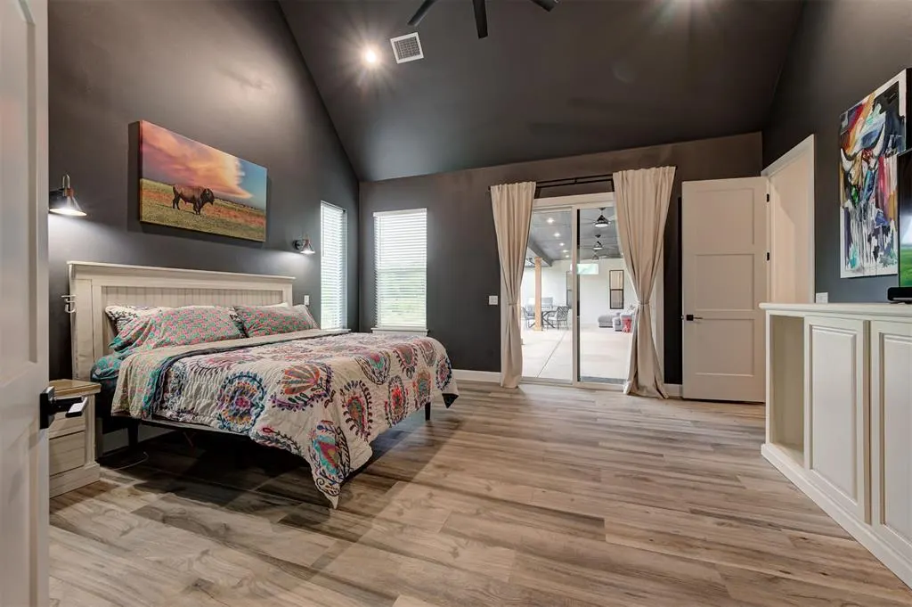 Photo 18 — 835 Hidden View Acres Drive, Blanchard, OK 73010