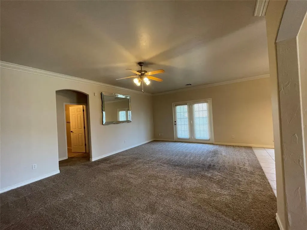 Photo 6 — 9621 Montclaire Drive, Midwest City, OK 73130