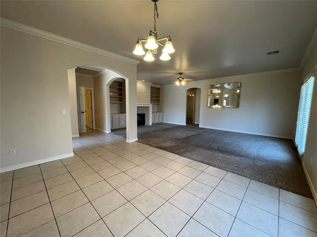 Photo 10 — 9621 Montclaire Drive, Midwest City, OK 73130