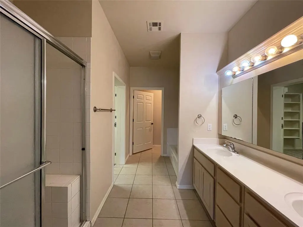 Photo 23 — 9621 Montclaire Drive, Midwest City, OK 73130