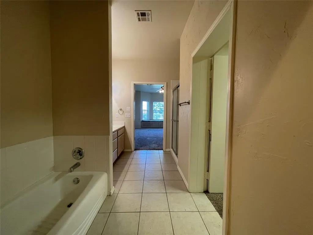 Photo 29 — 9621 Montclaire Drive, Midwest City, OK 73130