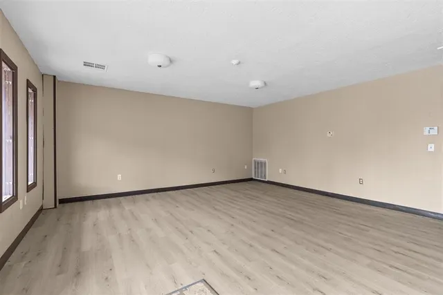 Photo 5 — 116 N 5th Street, Chickasha, OK 73018