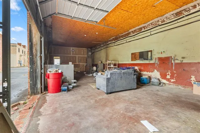Photo 8 — 116 N 5th Street, Chickasha, OK 73018