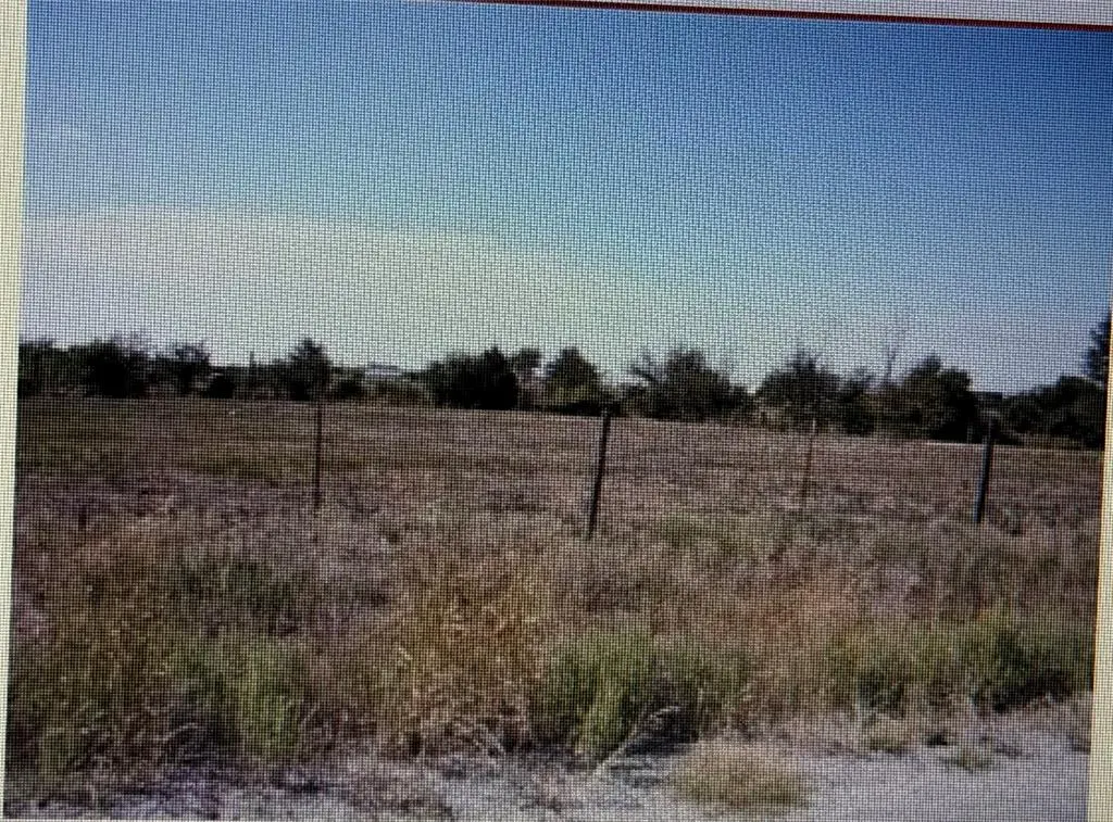 Photo 3 — 1 SE Sunnyside Drive, Lawton, OK 73501